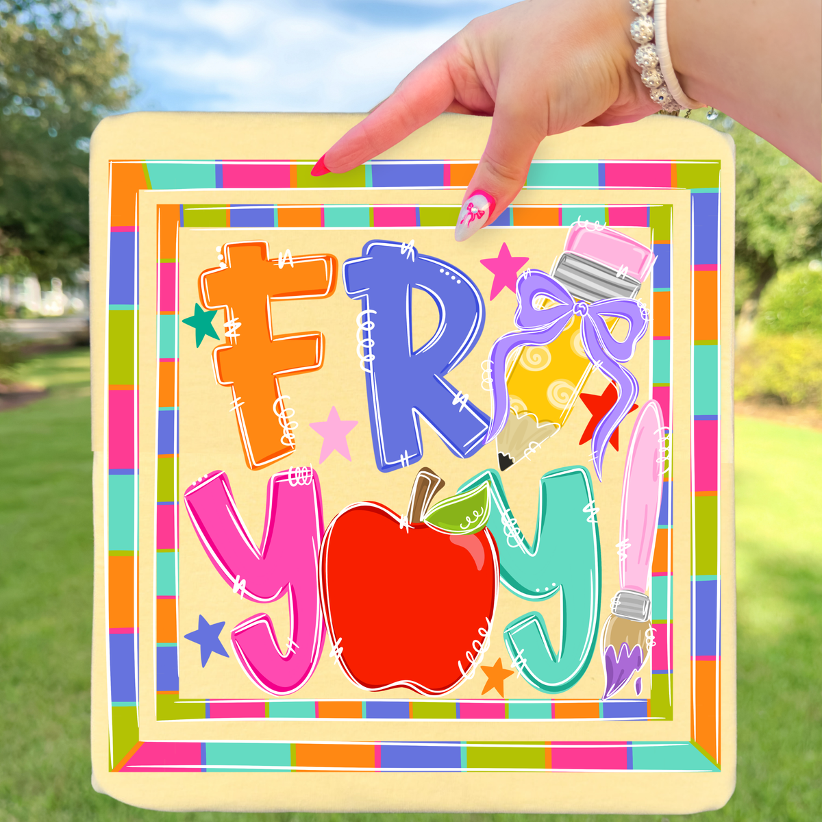 FRI YAY Colorful Frame Butter Tee