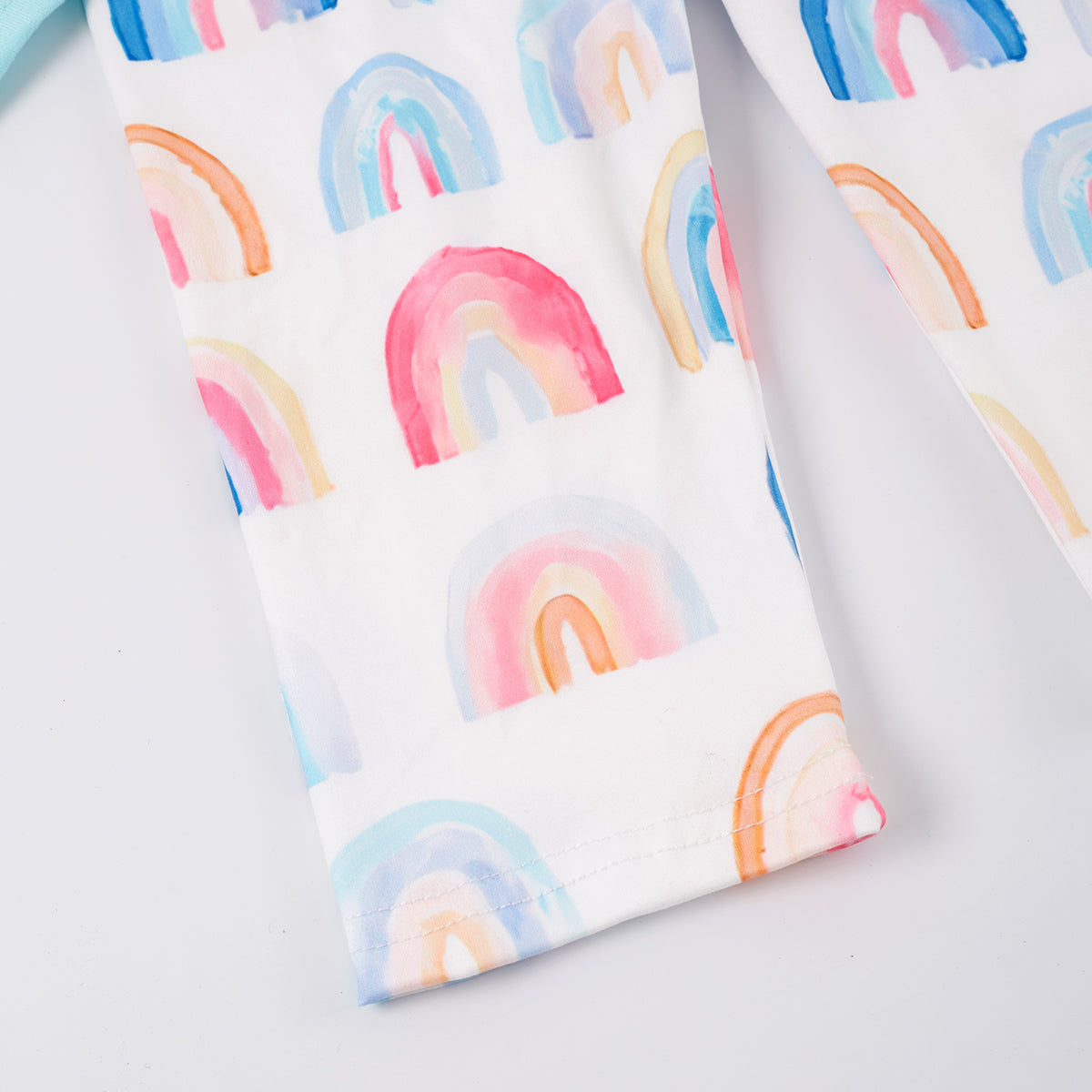 Okie and Lou God is Good - Outfit