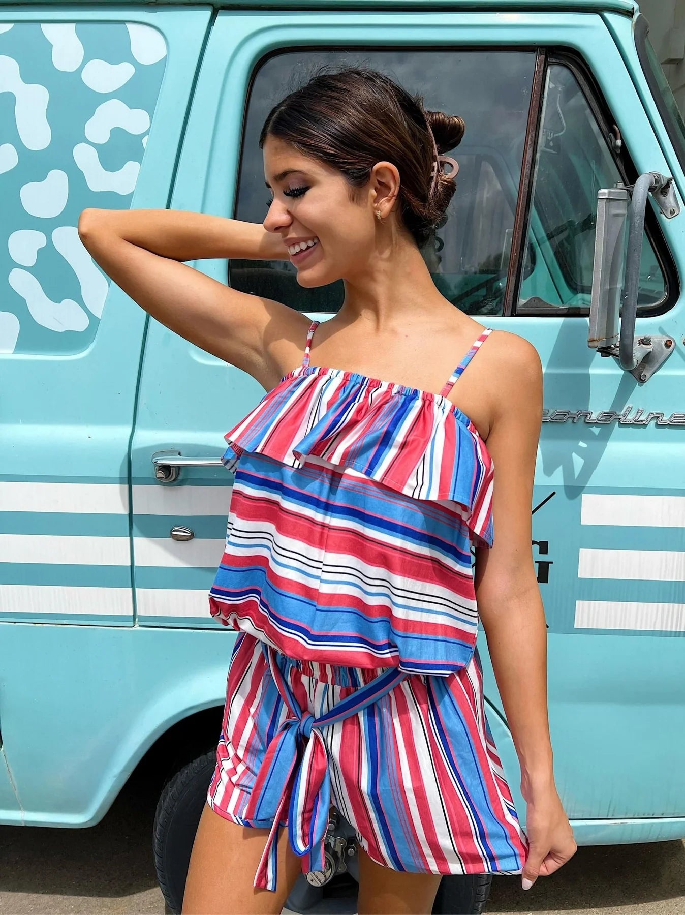 MISS INDEPENDENT ONE SHOULDER TOP WITH RUFFLE