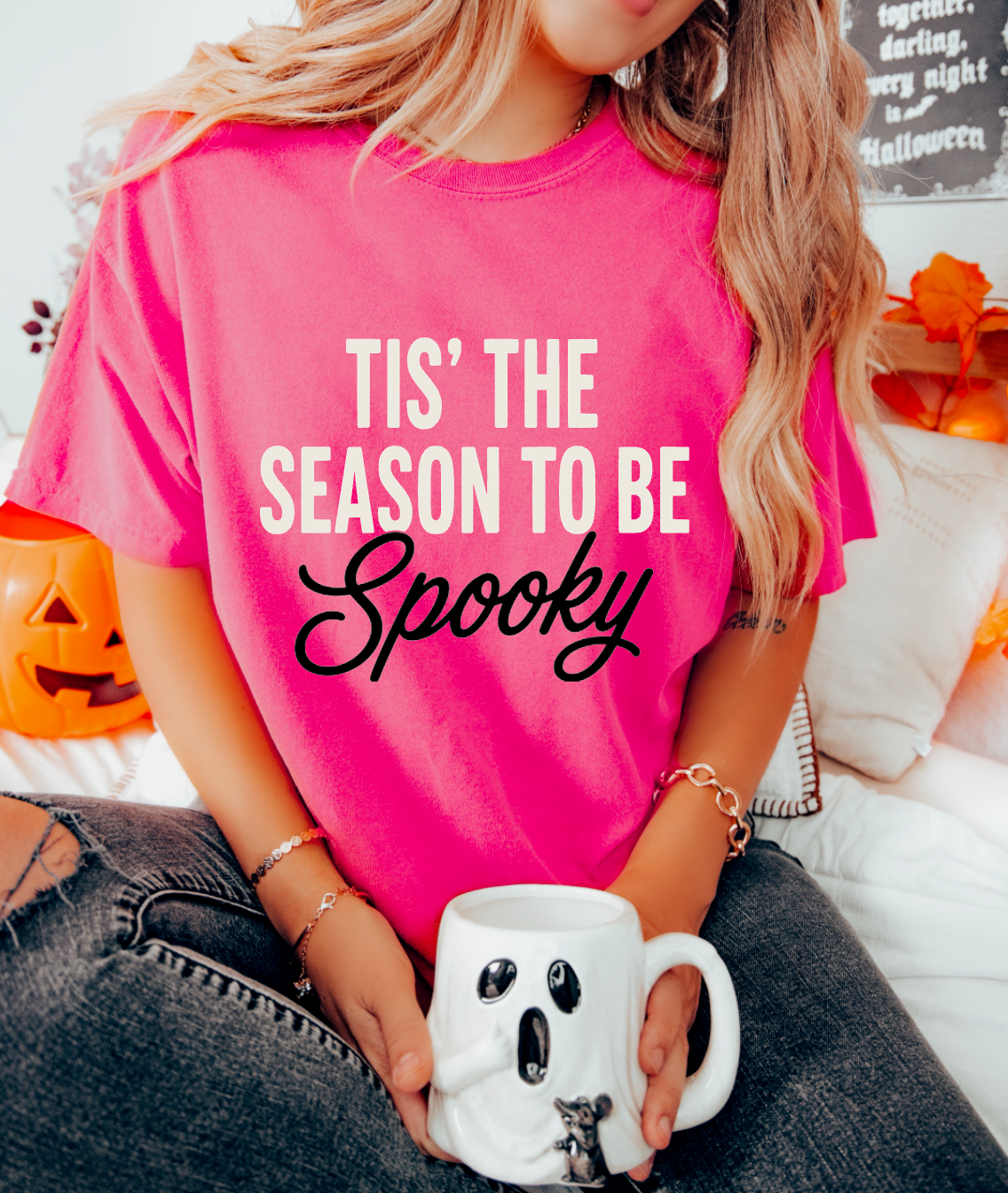 Tis The Season To Be Spooky Halloween Graphic T-Shirt