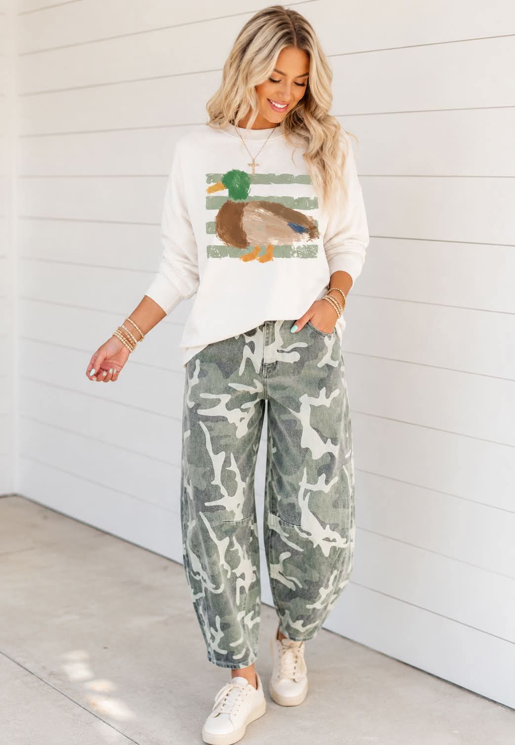 Duck Graphic Pullover