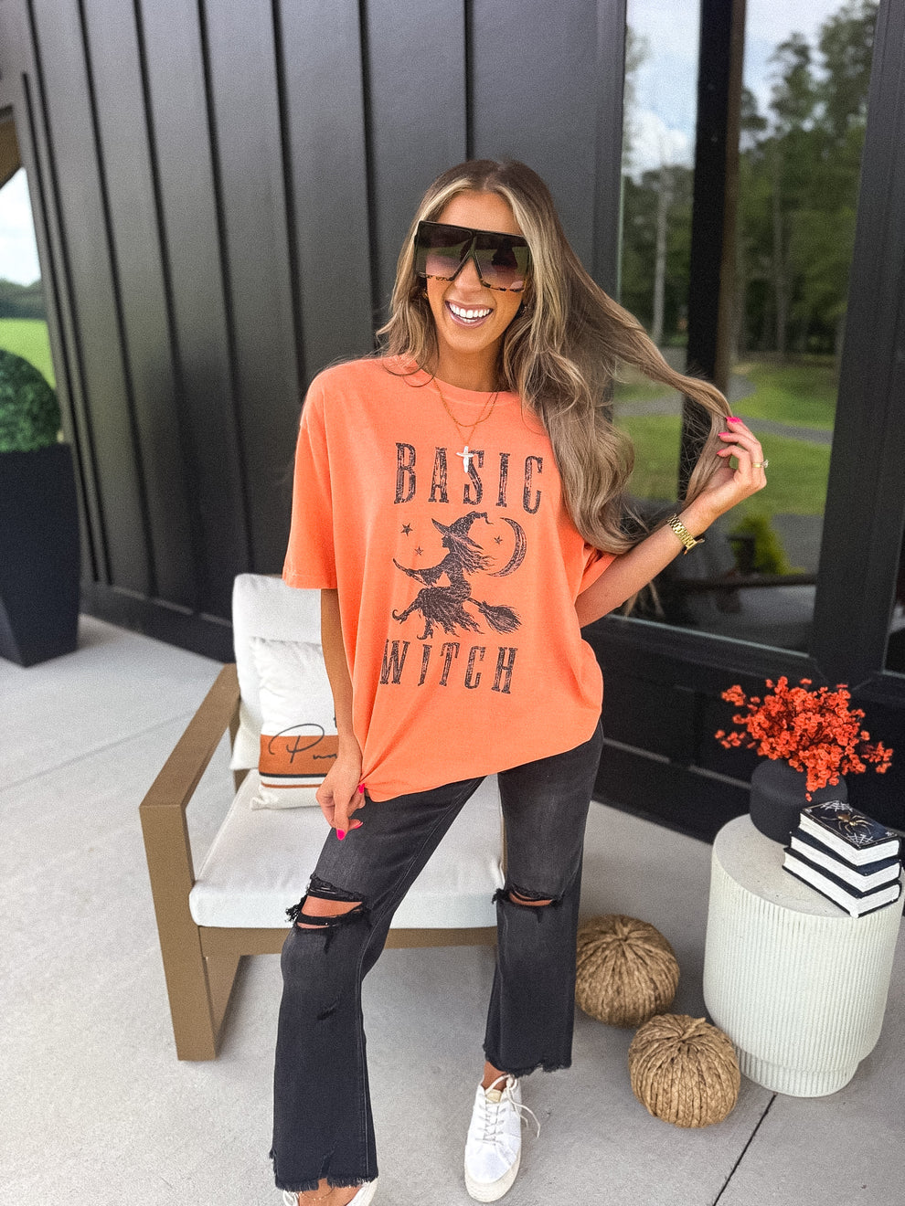 Birdie Basic Witch Graphic Tee on Melon