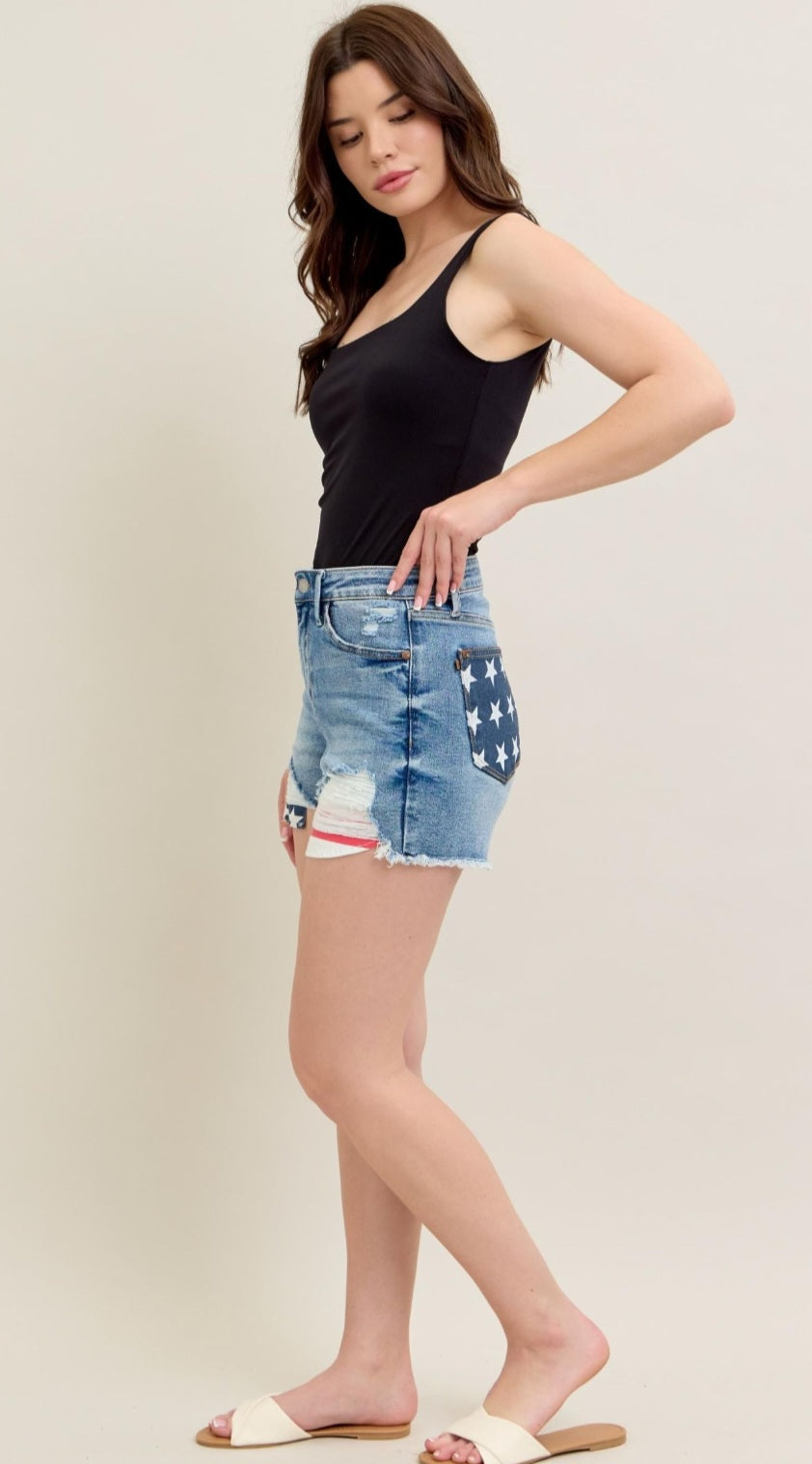 Judy Blue Front & Back Pocket Americana Flag Print Fray Hem Shorts