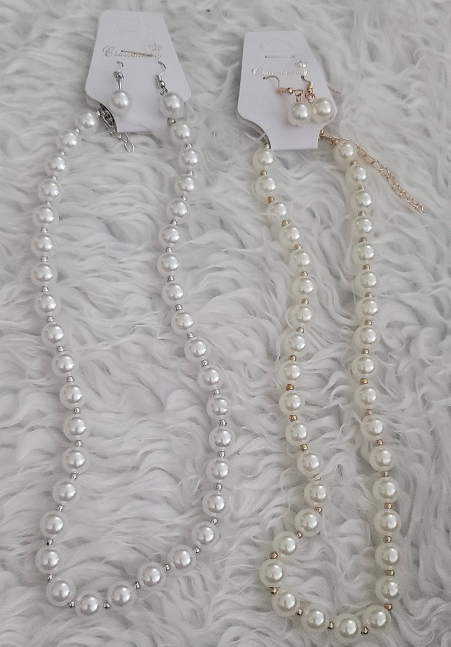 Pearl Necklace Set with earrings ✨️