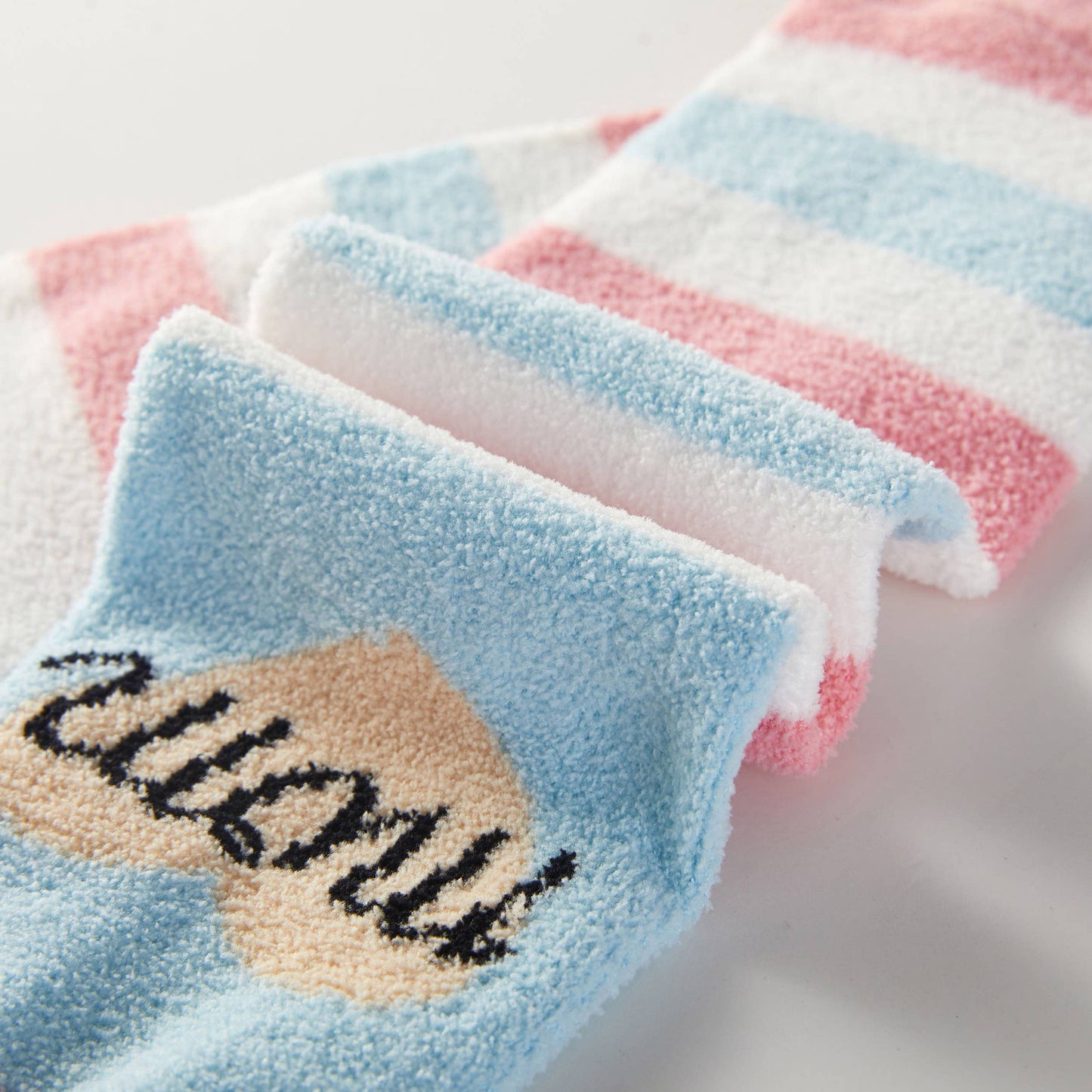 Love Mom Theme Cute Graphic Fuzzy Socks Gift Box (3 Pairs)