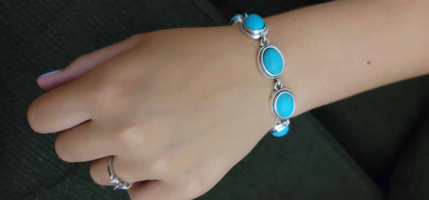 Western Turquoise Oval Concho Link Bracelet