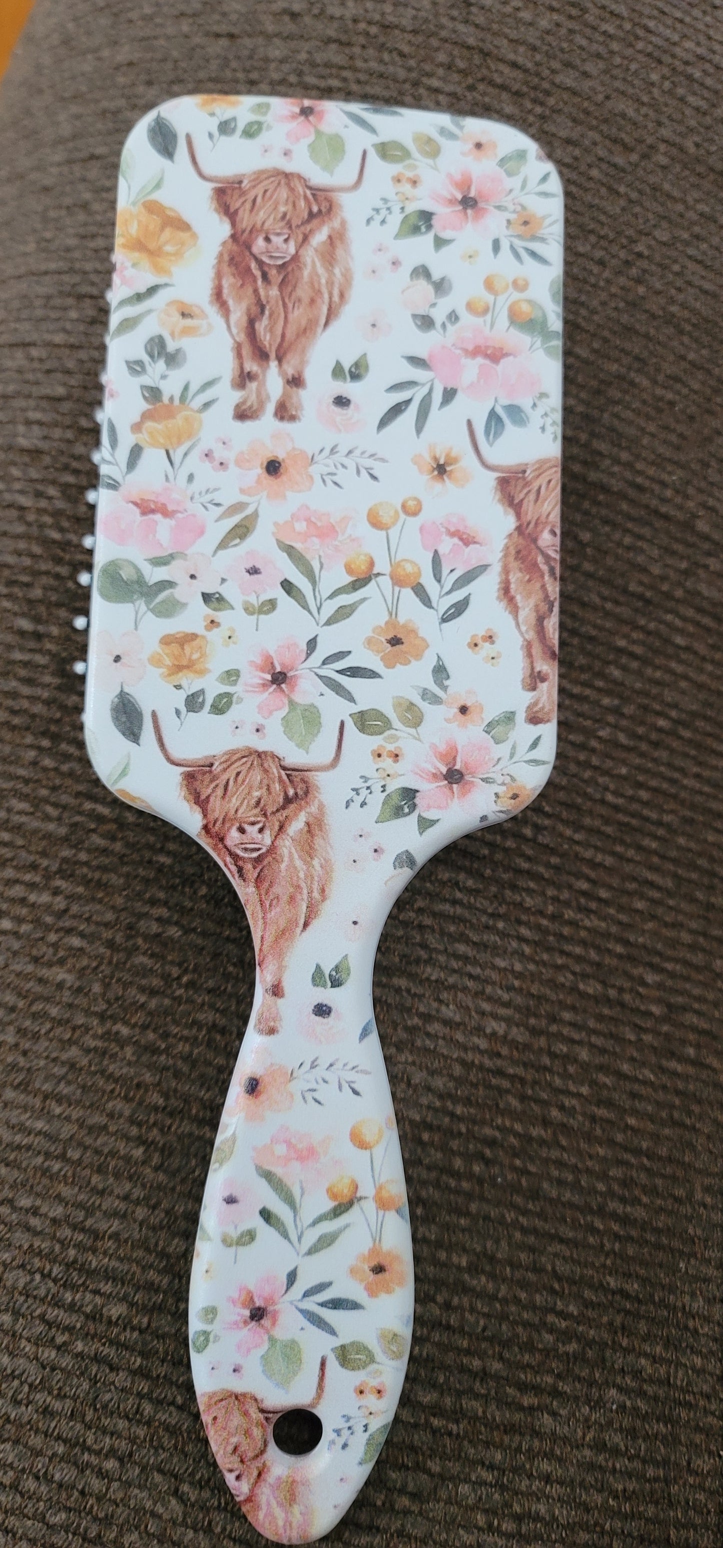 Highland Cow Hairbrush