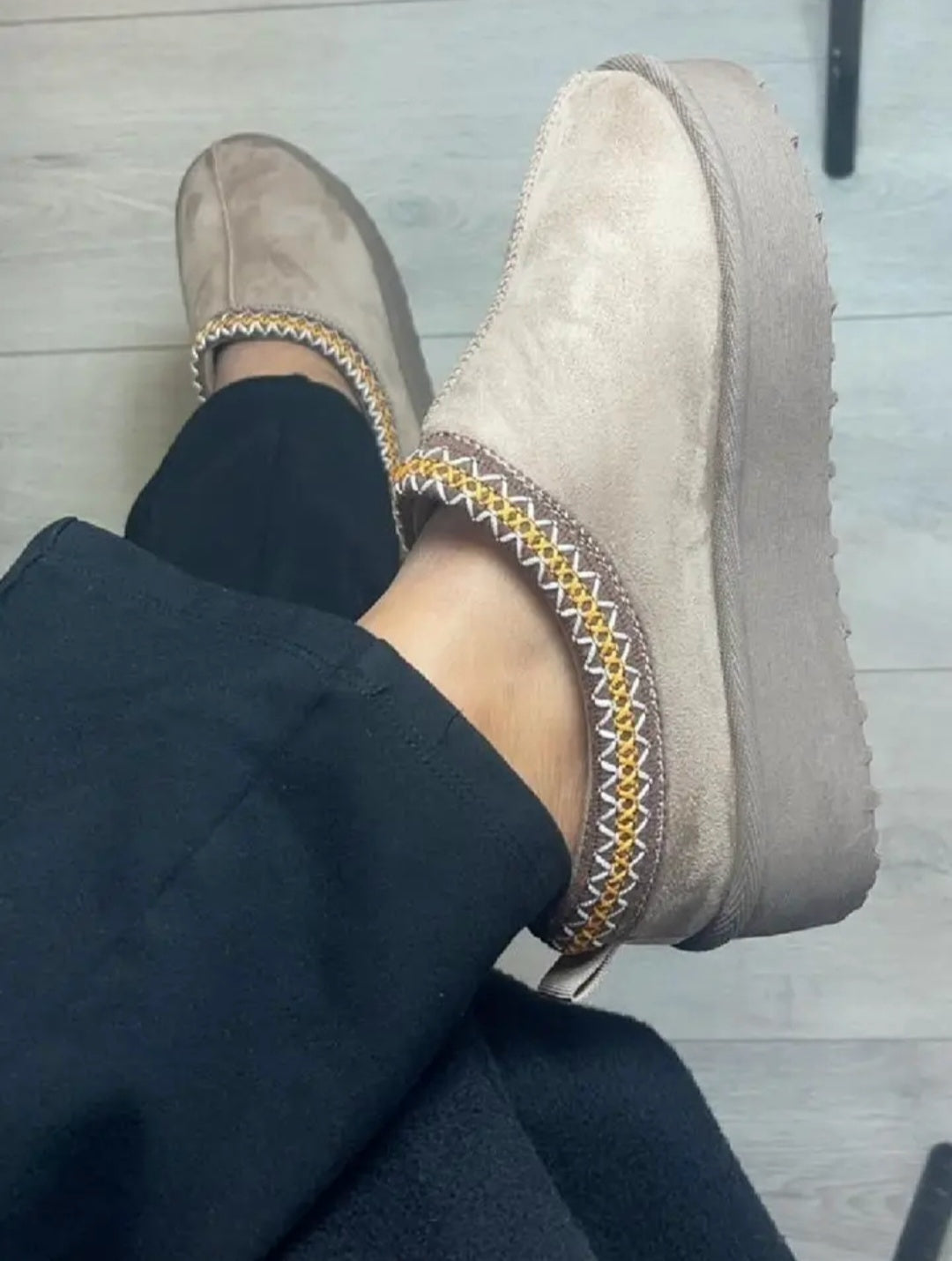 Faux Fur Cozy Fluffy Platform Slippers