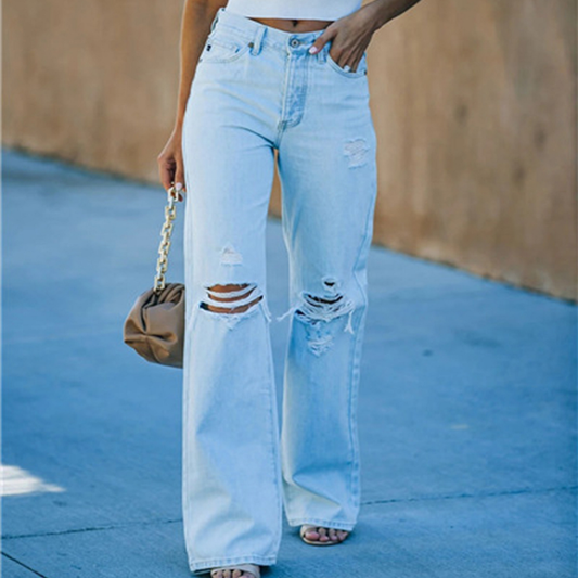 Light Wash Ripped Jeans – Casual Street Style