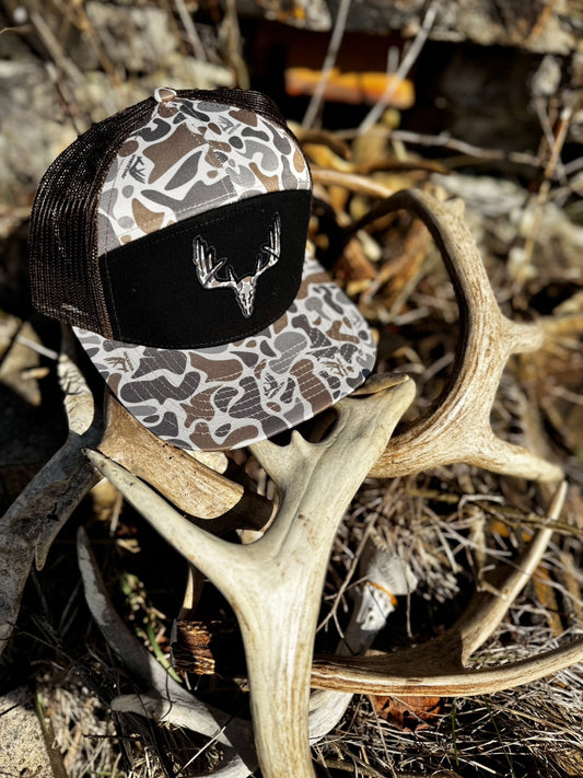 Whitetail Co. Old Camo Skull 7 Panel