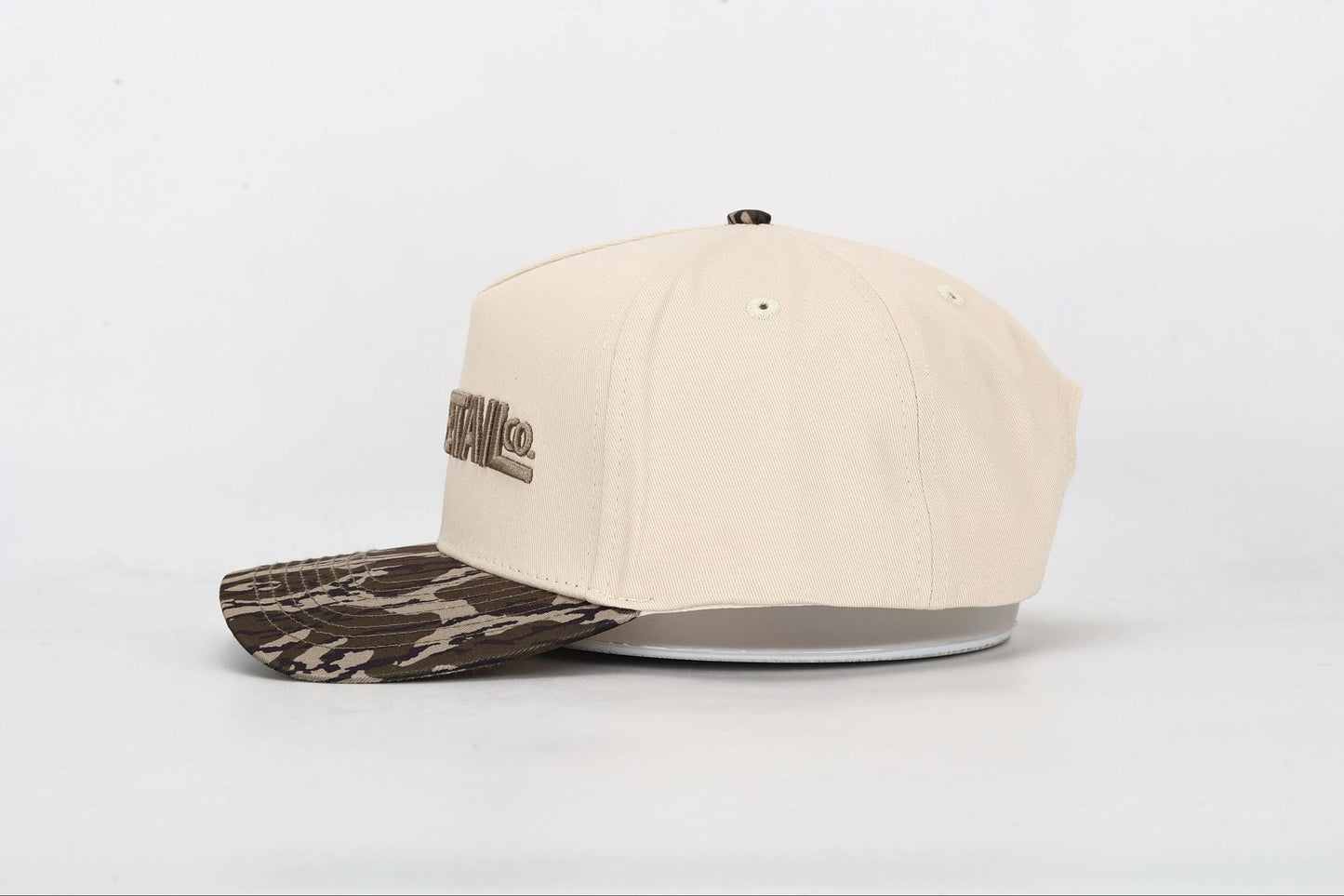 New !!! Whitetail Co. Washed Brim Trucker
