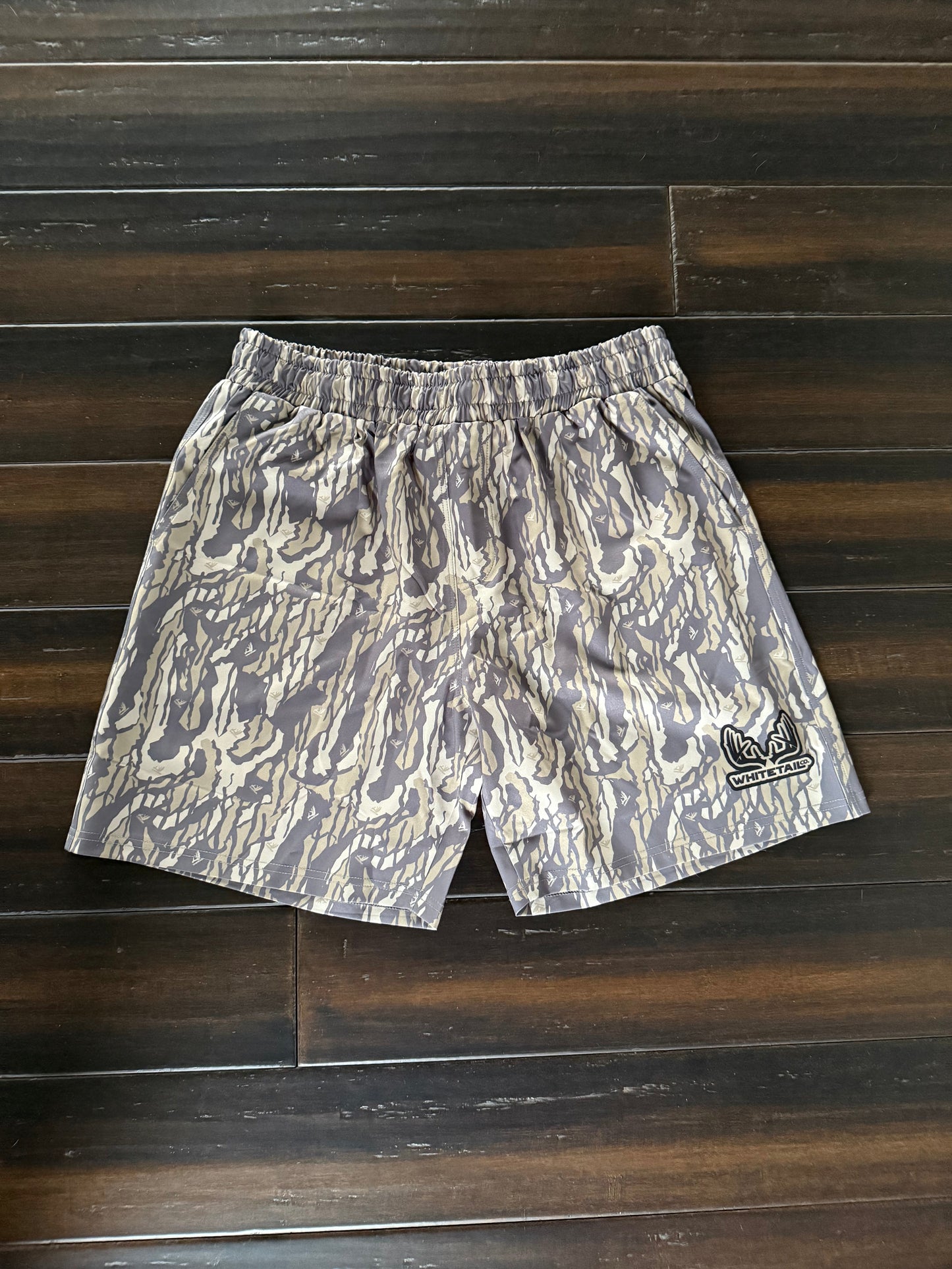 New!!! Whitetail Co. Hunt Camp Shorts Faded Old Tree Bark
