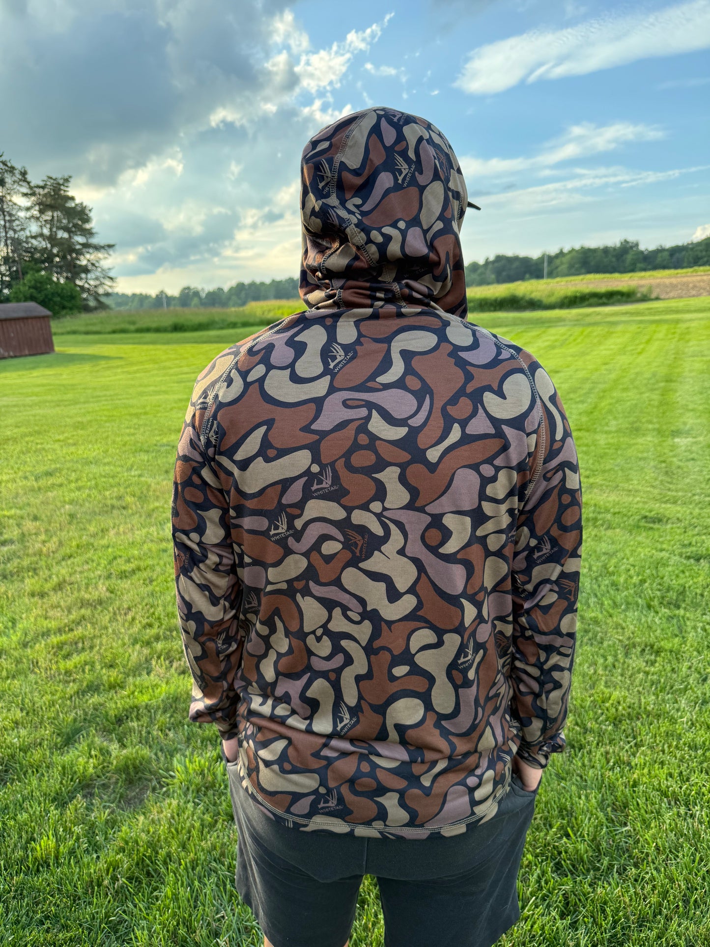 New !!! Whitetail Co. RUT Lightweight Hoodie  Dark Old Camo