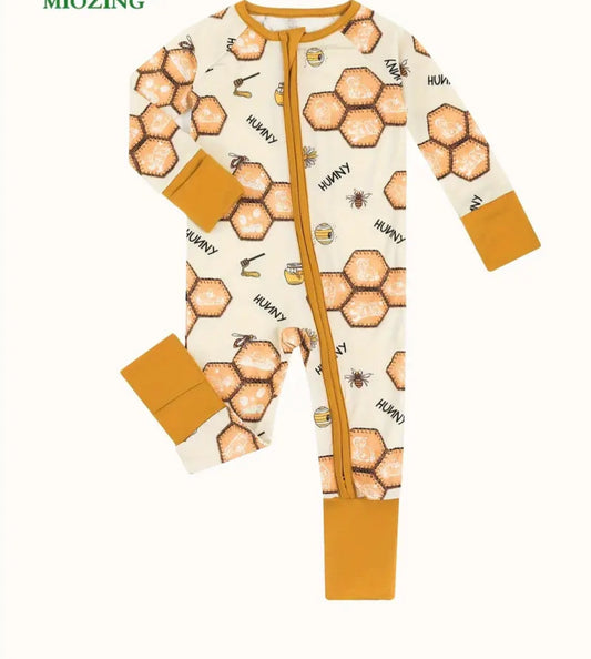 Bamboo Fiber Infant Bodysuit - Adorable Bee & Honey Print, Long-Sleeve Sleeper