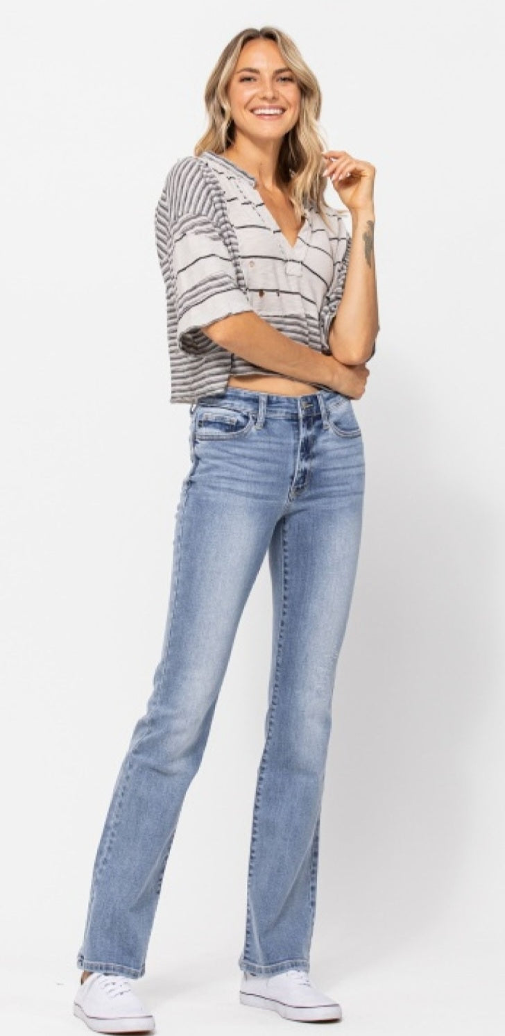 Judy Blue Mid Rise Non Distressed Bootcut Jeans