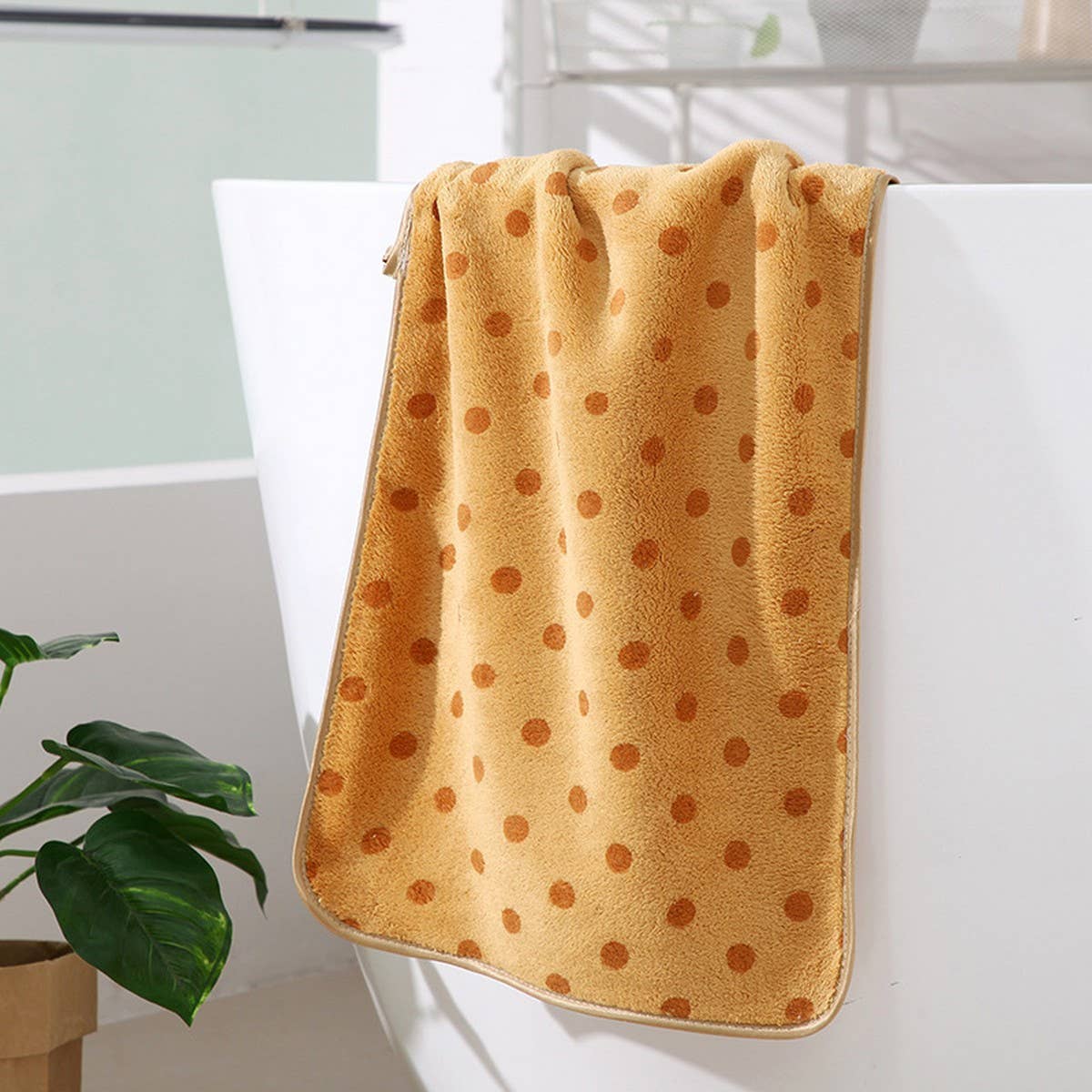 CORAL FLEECE POLKA DOT ABSORBENT FACE TOWEL - Khaki