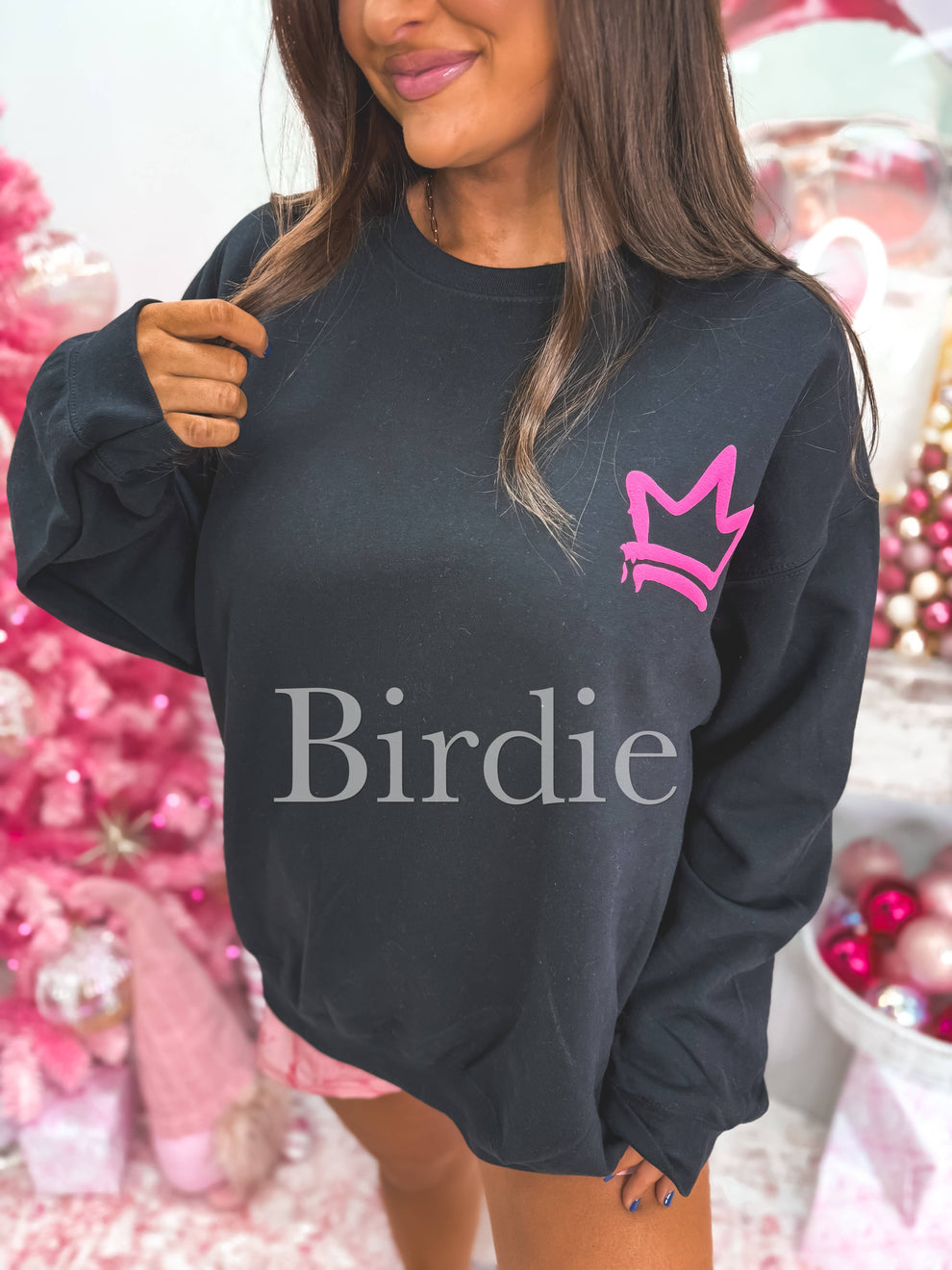 Jesus is King Puff Graphic Crewneck on Black