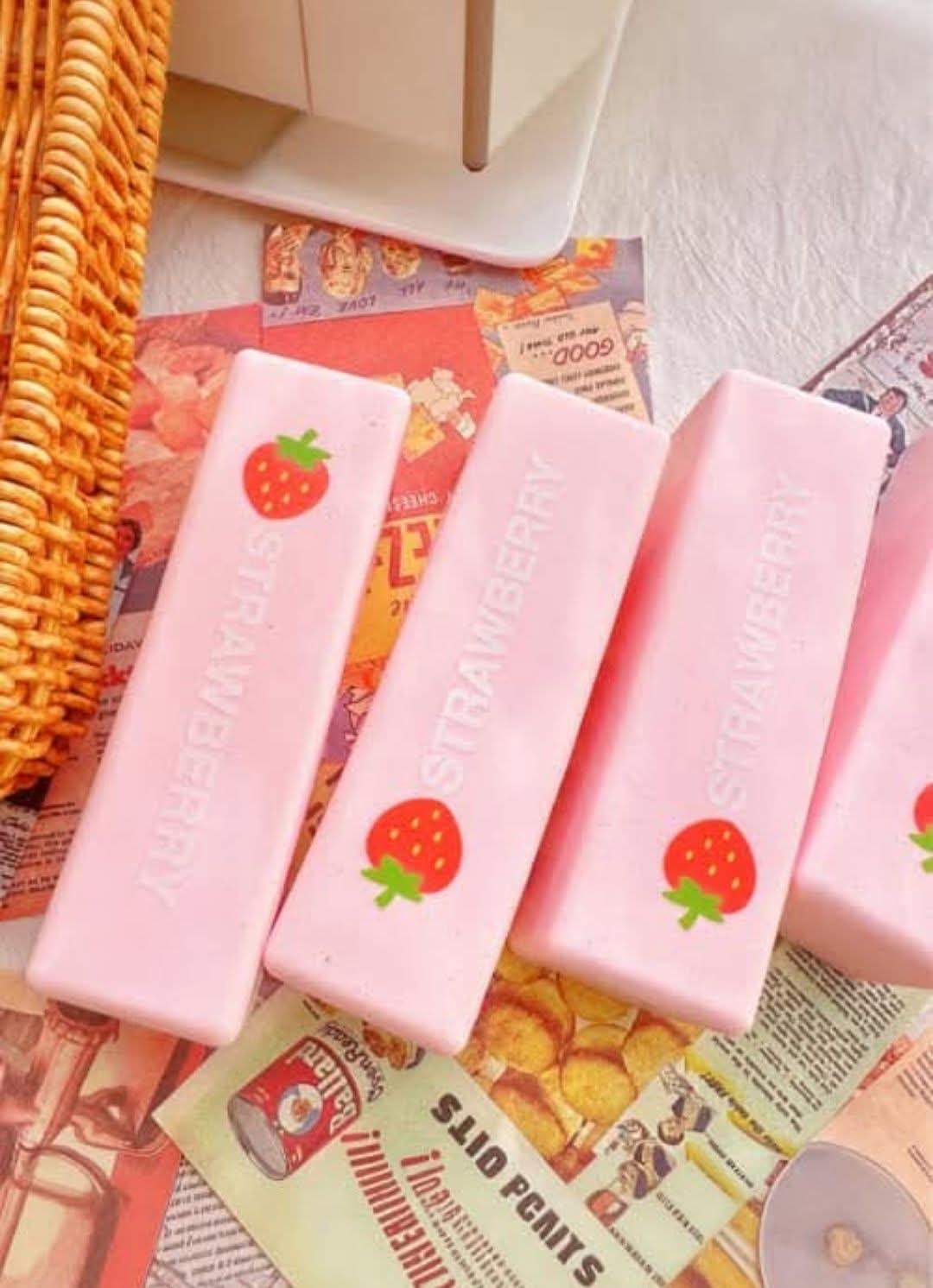Strawberry 🍓 Squishy