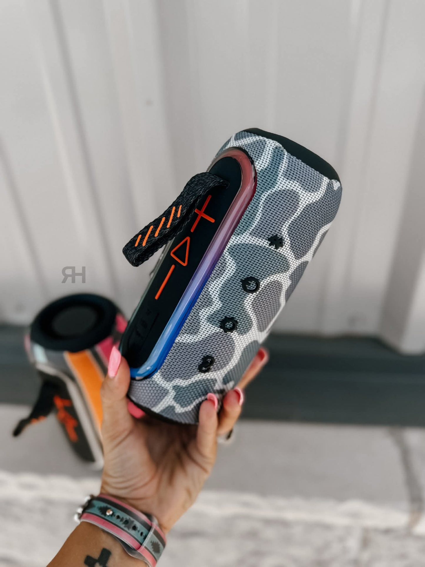 Play Me Something Camo Speakers