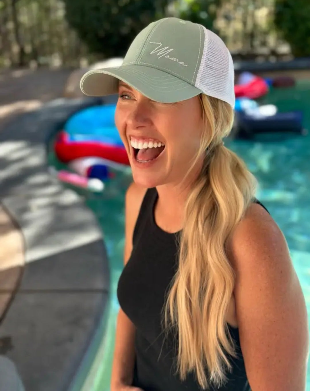Sea Foam / White Mesh Pony Tail Mama Hat