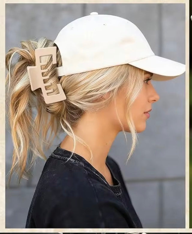 Trucker Hat Claw Clip *multiple colors