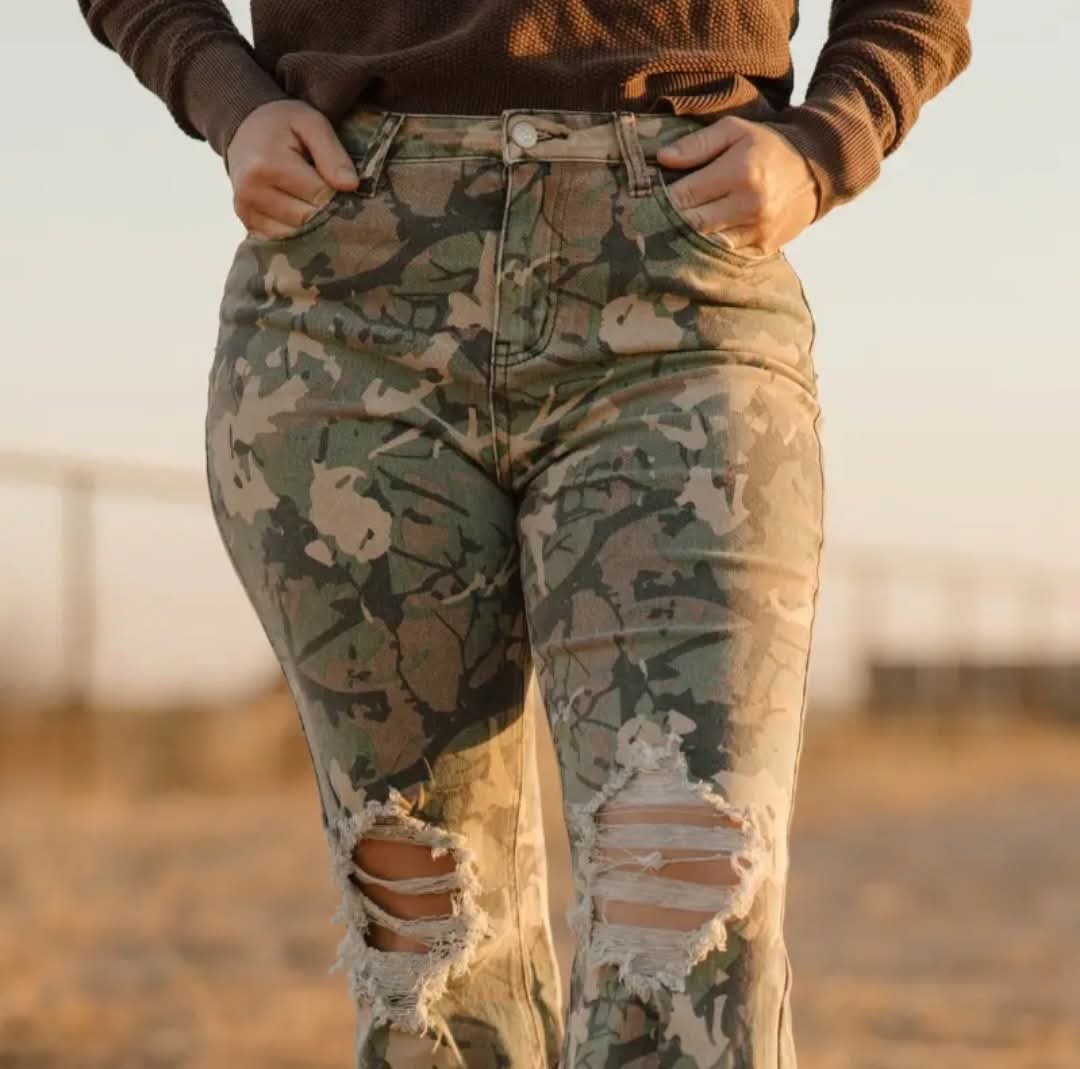 Sterling Kreek Camo/Leopard Jeans