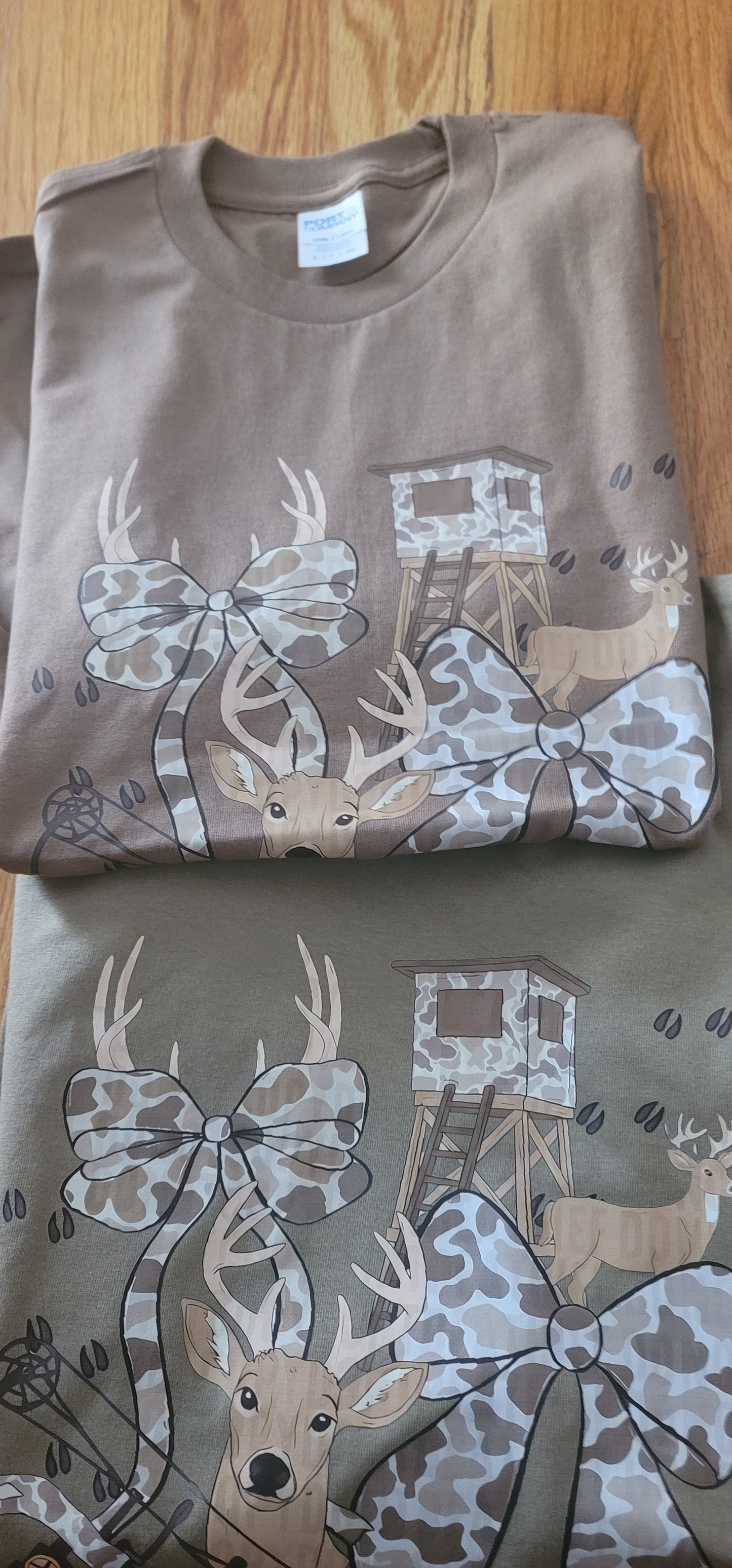 Women's Camoflauge Deer Bow Tee