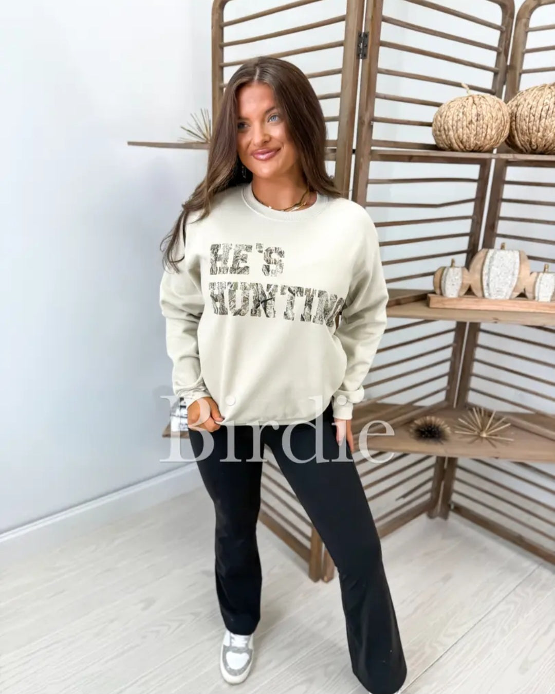 Birdie He's Hunting Graphic Crewneck on Sand