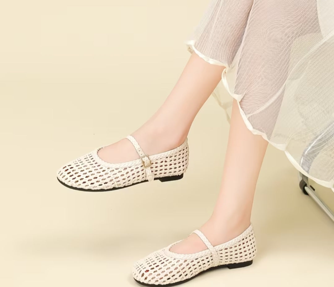 Women's French Style Mary Jane Flat Shoe