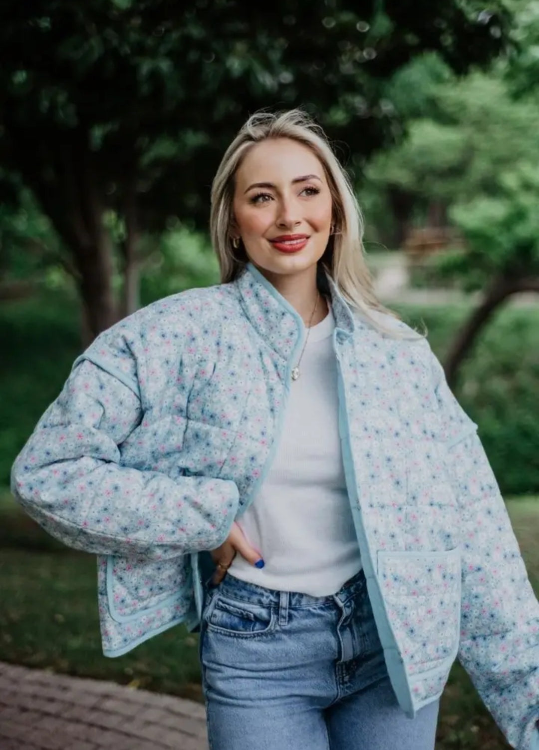 Light Blue Dainty Floral Lightweight Quilted Jacket
