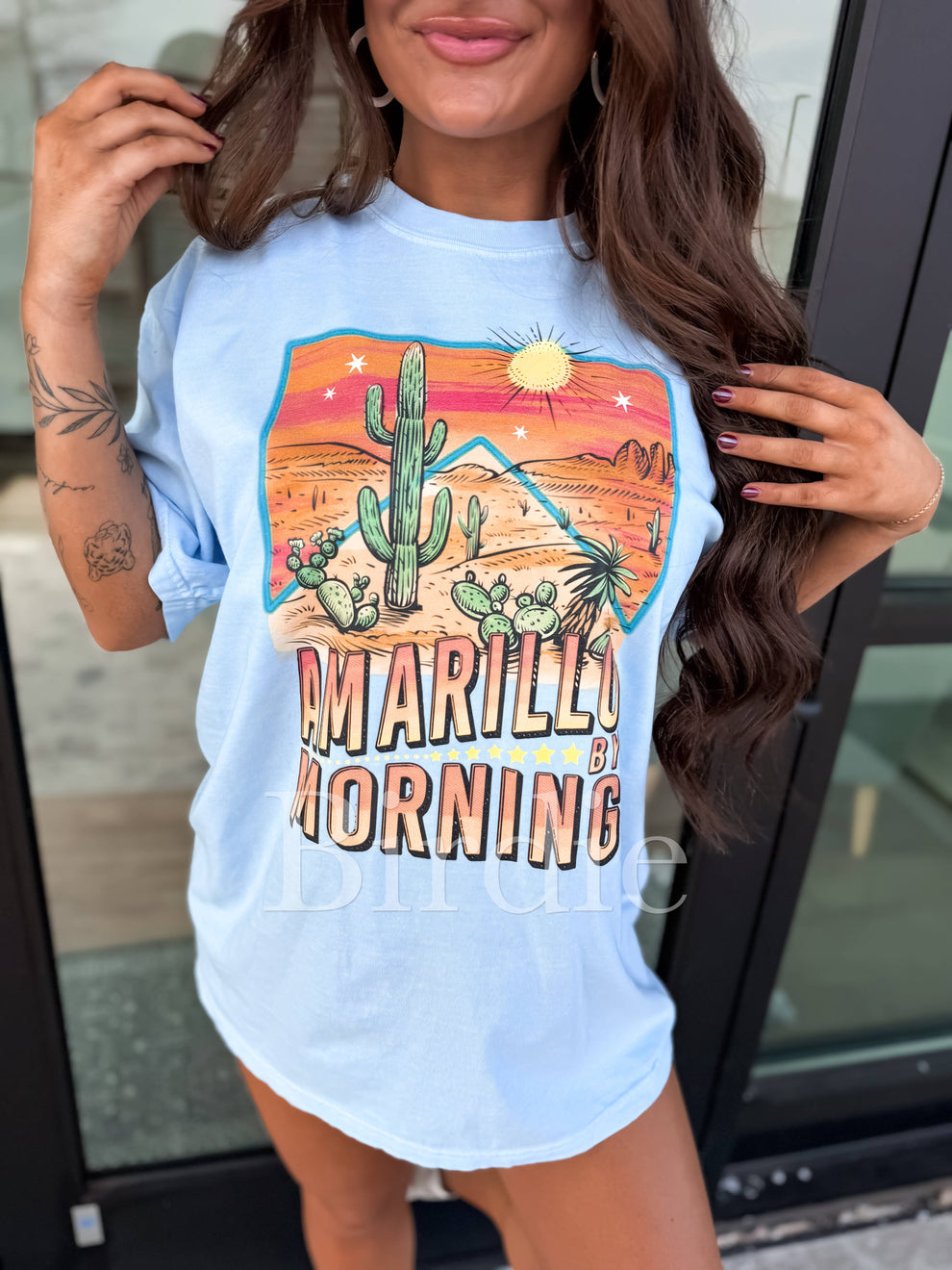 Amarillo Morning Graphic Tee on Hydrangea