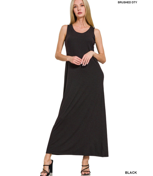 Zenana Sleeveless flared scoop neck maxi dress