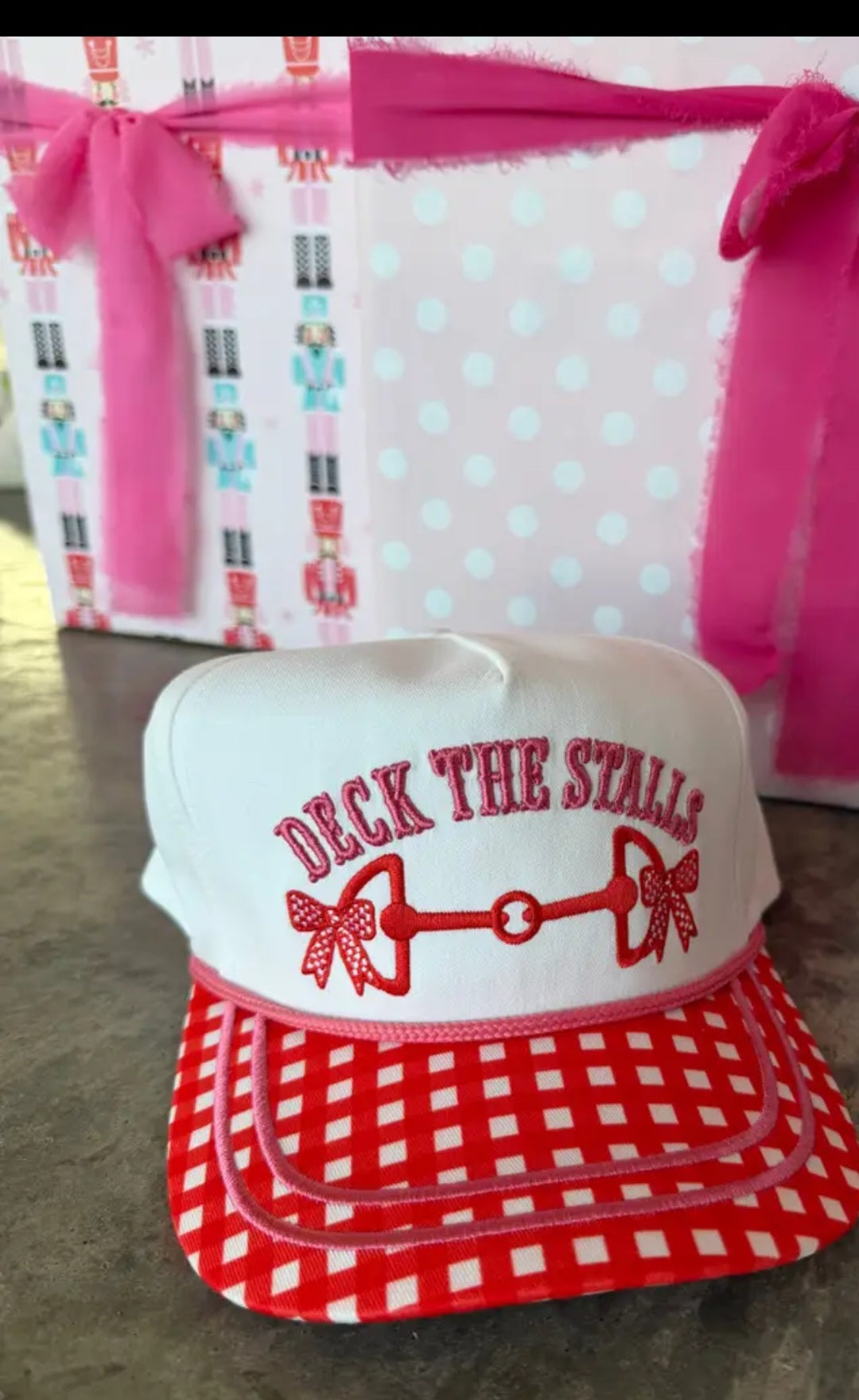 Deck the Stalls Hat